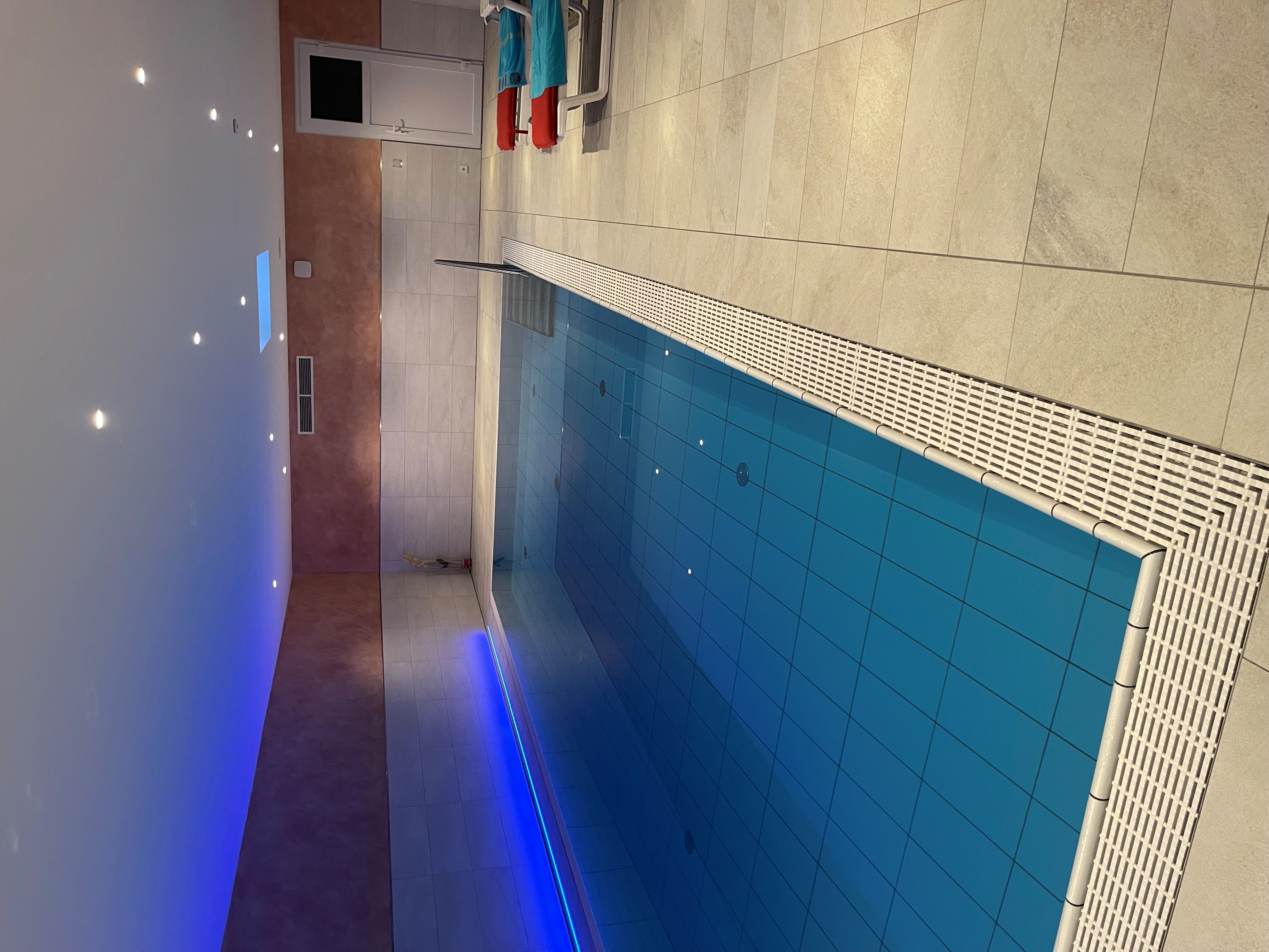 Intelligente Gebäudeautomation mit Loxone und KNX von ESZI