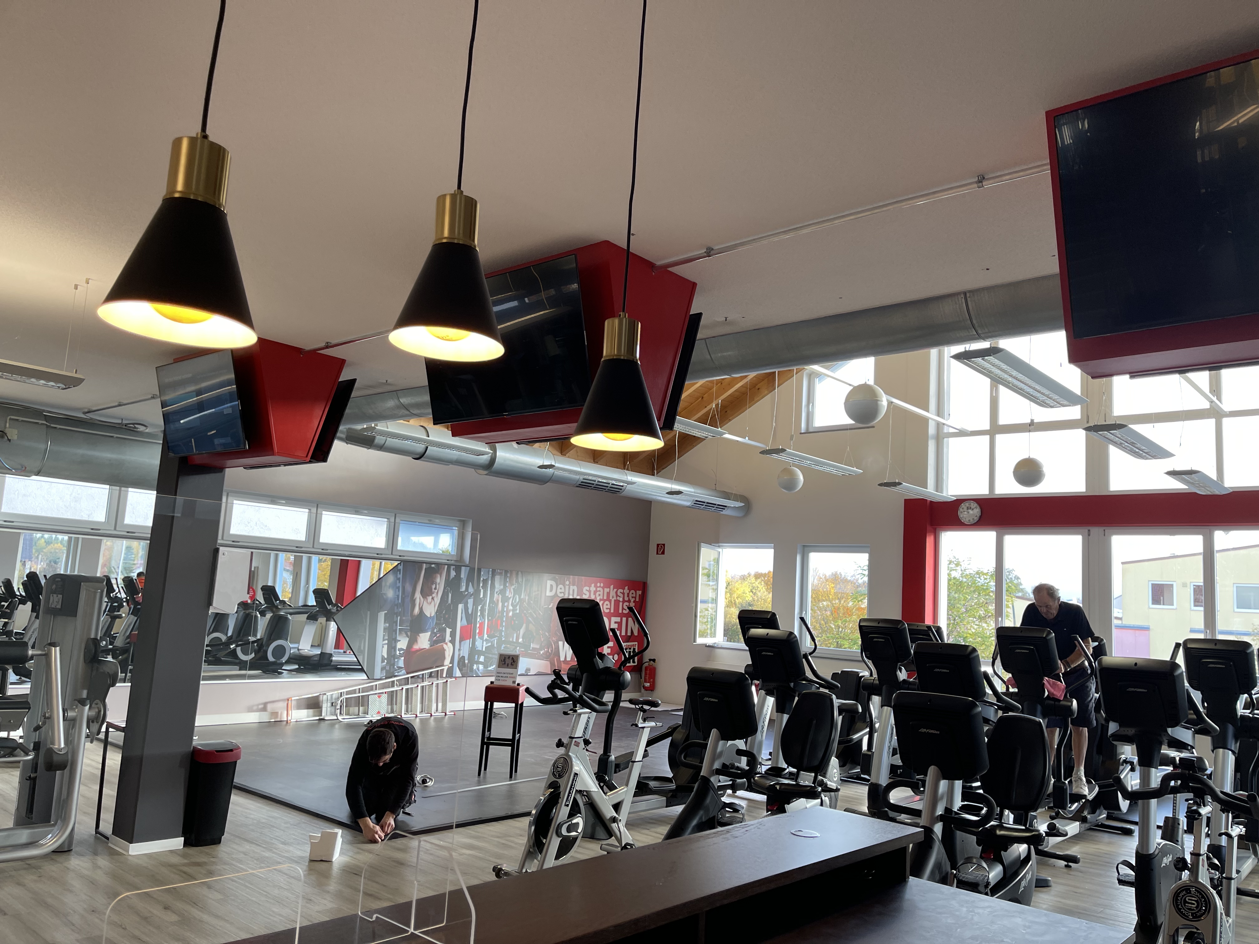 Energiemanagement mit Wärmepumpe, Photovoltaik und Speicher von ESZI