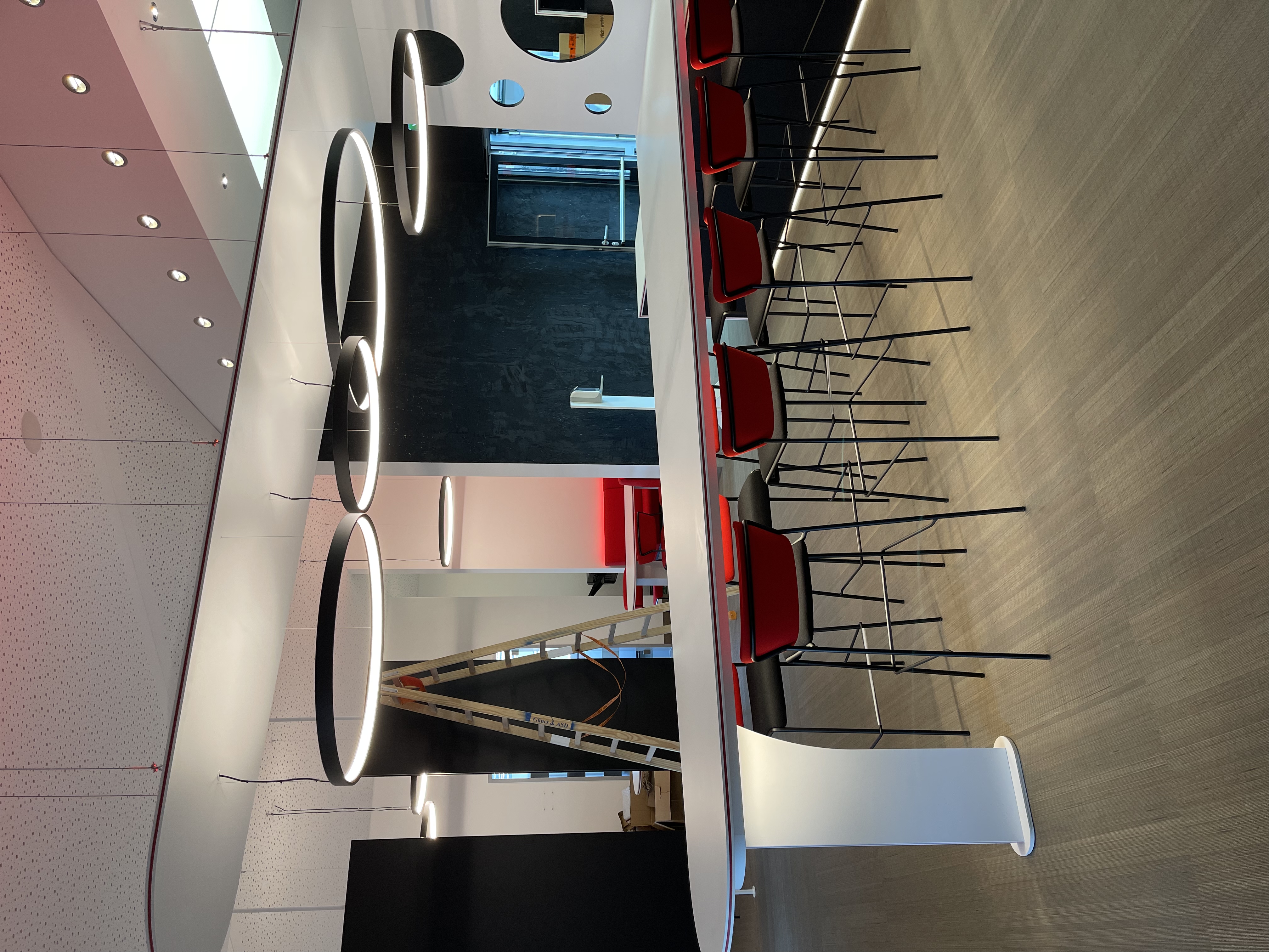 Energiemanagement mit Wärmepumpe, Photovoltaik und Speicher von ESZI